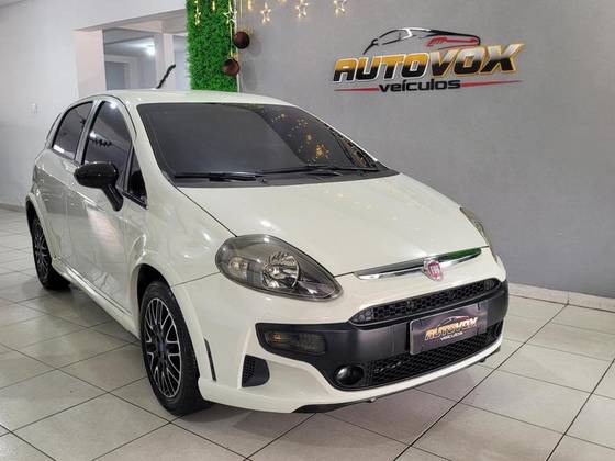 FIAT PUNTO 1.8 BLACKMOTION 16V FLEX 4P AUTOMATIZADO